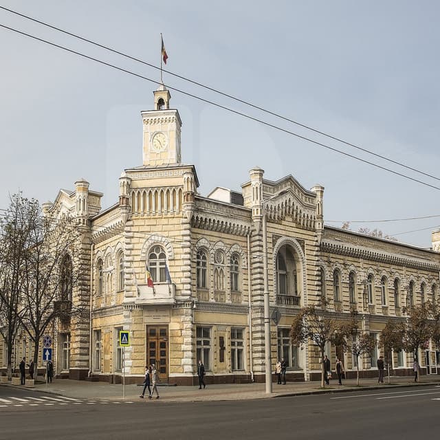 Вступили в силу ставки местных сборов в мун. Кишинев на 2021 г.