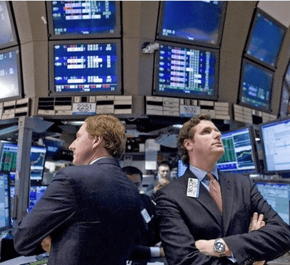 За год покупка и продажа инвалюты на внутреннем наличном рынке Молдовы сократились на 11,4%