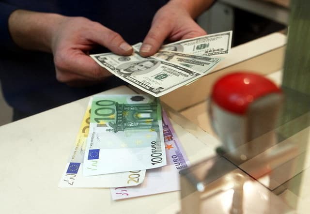 Cursul stabilit de BNM pentru moneda unică europeană