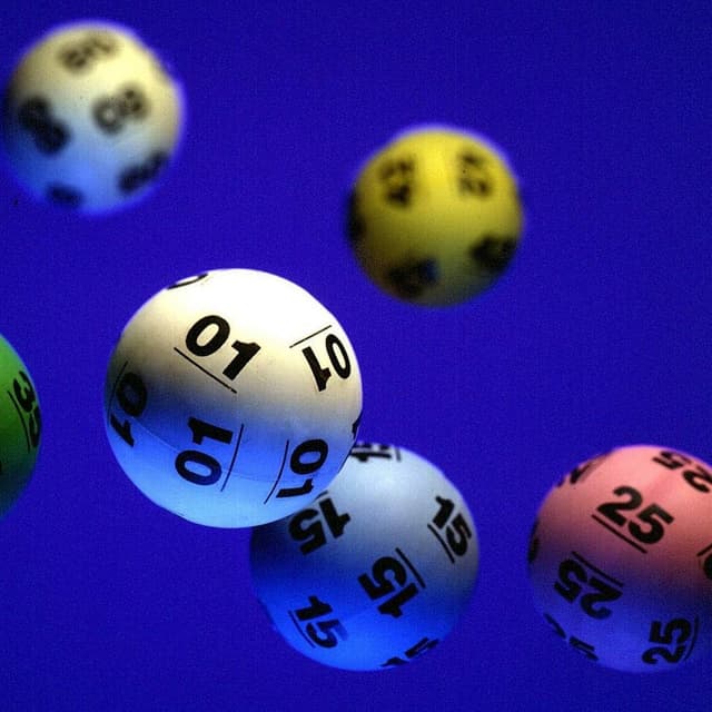 Câştigurile din loterii vor constitui minim 50% din valoarea biletelor vândute