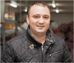 Tânărul din Ungheni care vinde legume în rețelele de supermarket din țară, dar și din România