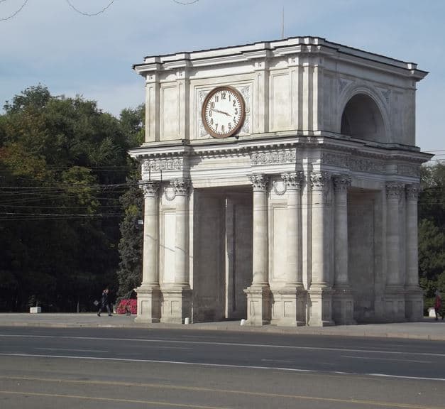 Размещен статистический ежегодник "Кишинэу в цифрах", выпуск 2013 г.