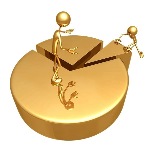 Moldovenii cheltuie mai mult decât câştigă