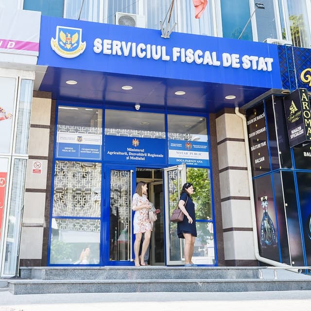 Reorganizarea a două Direcții de  deservire fiscală