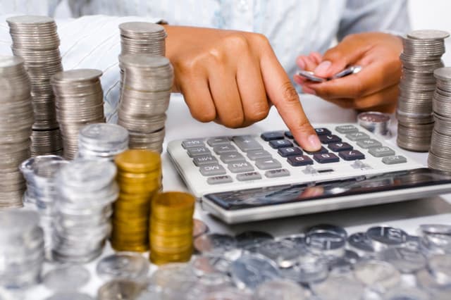 Restanţele la salarii au ajuns la 100 milioane lei