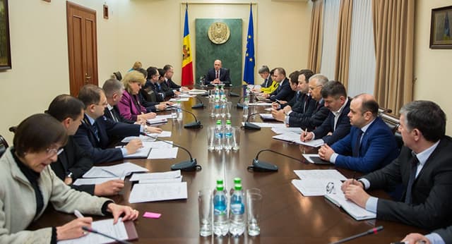 ГНС передаст управление сборами производителей винодельческой продукции ГИНАП