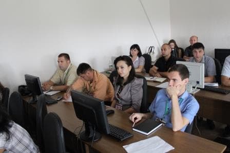 Funcţionarii fiscali sunt instruiţi în cadrul unor cursuri de profesionalizare nou-lansate