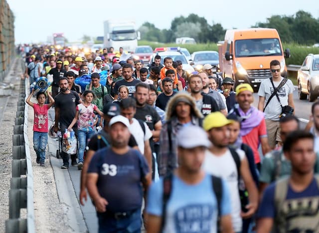 Comisia Europeană: UE trebuie să aloce 5,2 miliarde euro pentru migrație în 2017