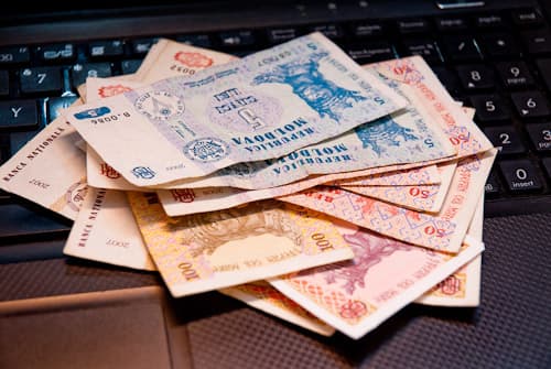 Cine suportă pagubele materiale în urma accidentelor de serviciu