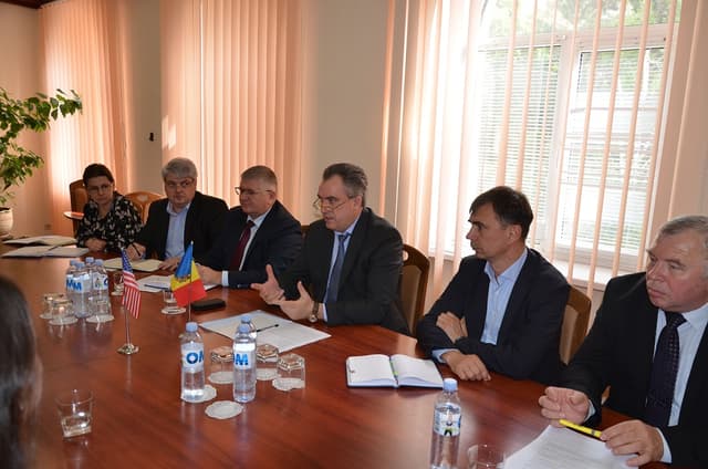 Aplicații online de procesare a trimitelor poștale internaționale