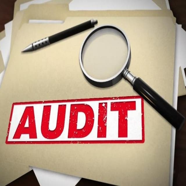 Potenţialii auditori vor susţine examenul pe 27 septembrie