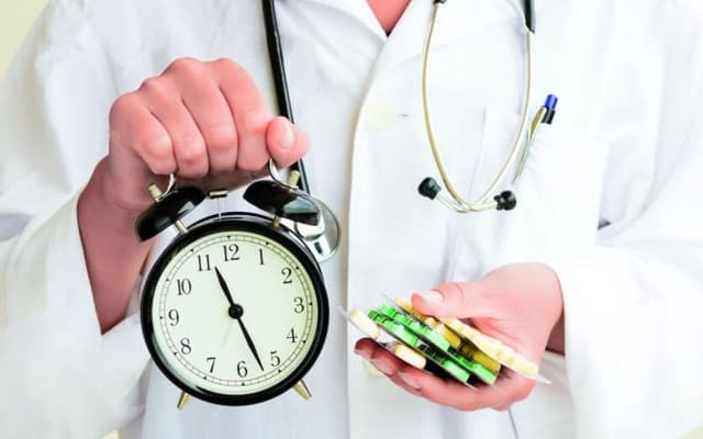 Cheltuielile pacienţilor din spitalele rămase fără medicamente vor fi rambursate