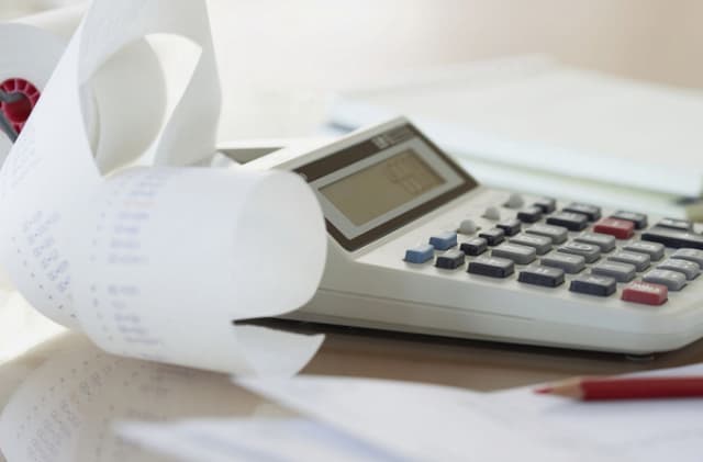 Deducerea cheltuielilor în baza bonului emis de ECC, respinsă