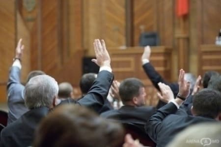 Plafonul taxelor locale: cui serveşte şi cine pierde?