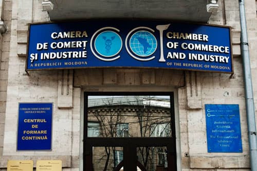 Referitor la Comitetul pe antreprenoriat in Sfera Serviciilor