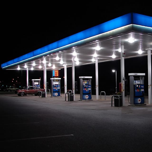 Preţuri noi la carburanţi