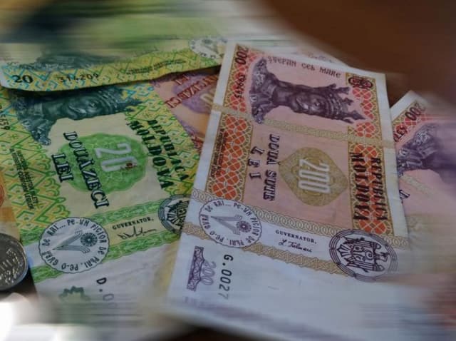 Salariul mediu lunar pe economie pentru 2017 a fost stabilit în sumă de 5600 lei