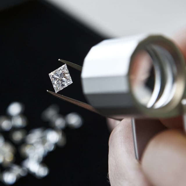 Tarifele pentru marcarea obiectelor din metale preţioase, modificate