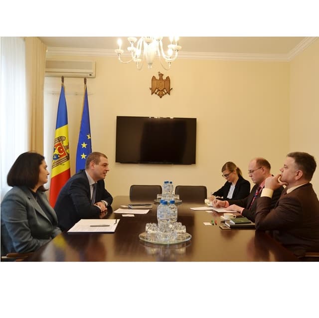 Șeful Adjunct al Misiunii SUA la Chișinău, în vizită la Ministerul Finanțelor