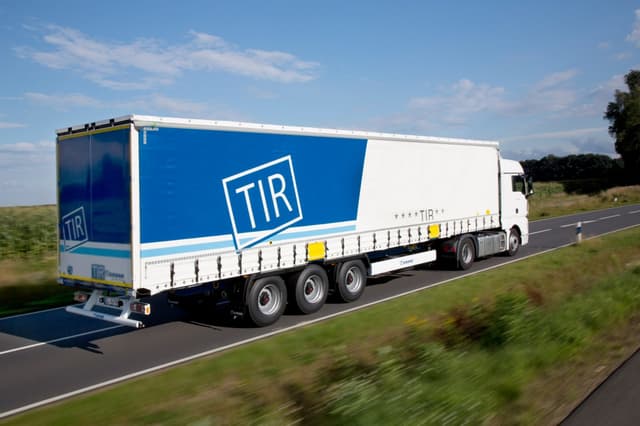 Carnetele TIR nu se vor scumpi