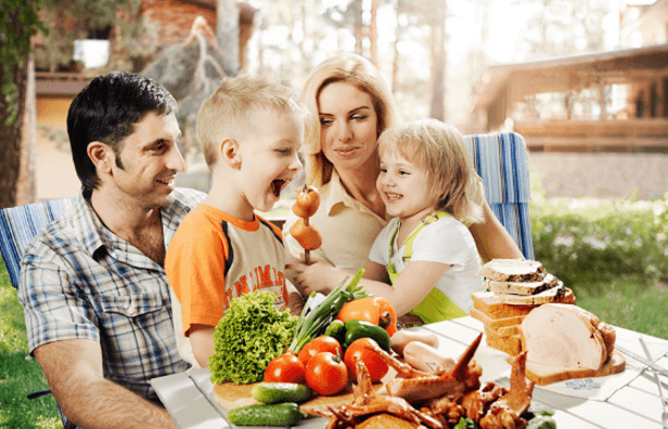 Ministerul Sănătății a interzis folosirea imaginii copiilor pentru promovarea produselor alimentare