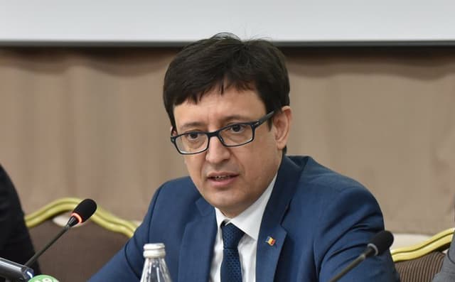 Октавиан Армашу: Нацбанк может продать облигации минфина иностранному инвестору