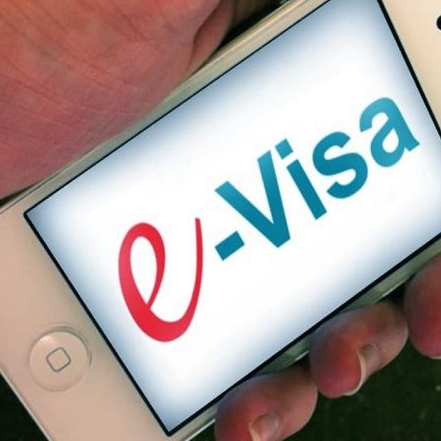 Demersul privind acordarea dreptului de ședere va fi depus online