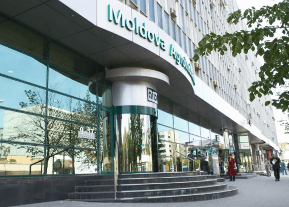 Anunțul MAIB, făcut după ce BNM a blocat un grup de acționari ai băncii