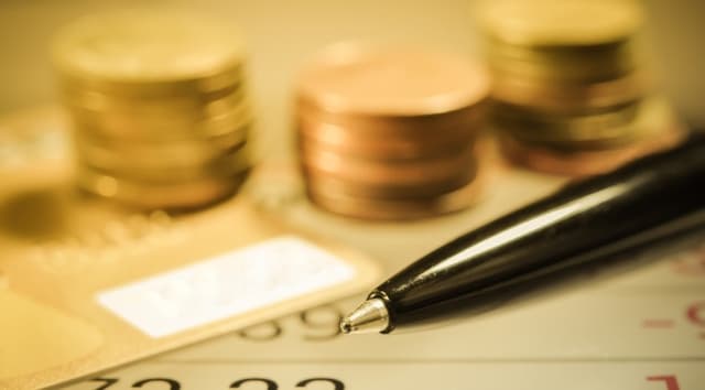 Restricţii la instrăinarea activelor destinate includerii în capitalul social