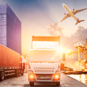 Transportul de mărfuri și pasageri, în creștere