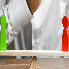 Норма, регламентирующая ограничения применения освобождений для некоторых физлиц, пересмотрена