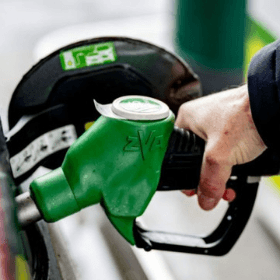 ANRE a aprobat marja comercială la comercializarea cu amănuntul a produselor petroliere de tip standard pentru sem. II