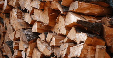 Какую ставку НДС следует применять при поставке на территории Республики Молдова дров?