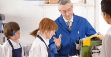 Garanții juridice pentru specialişti tineri în învățământul dual