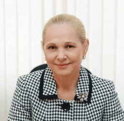 Наталья Златина