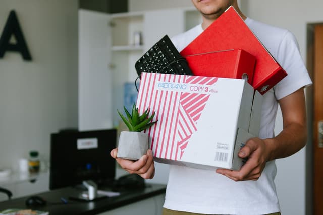 Правомерность оформления индивидуального трудового договора