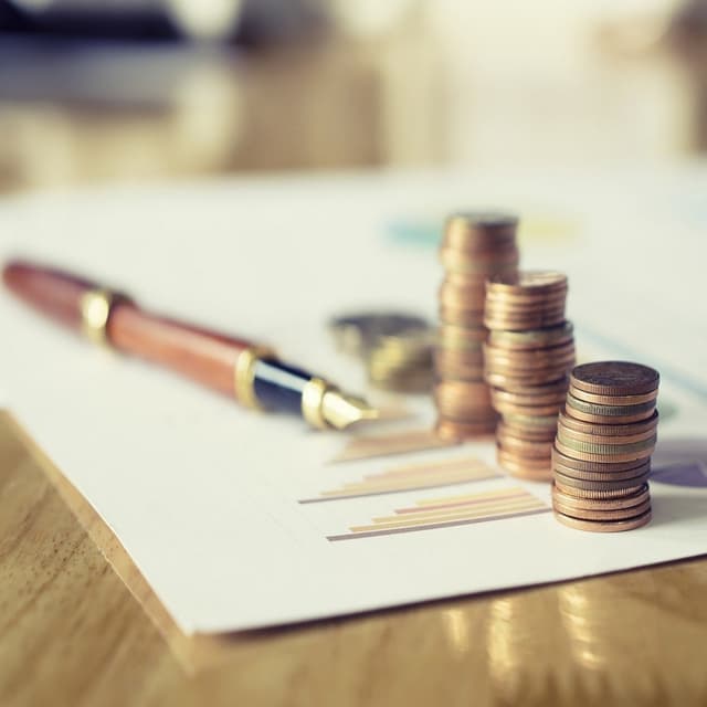 Declararea corectă a plăților efectuate după eliberarea angajatului. Corelarea datelor